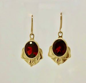 9ct Gold and Gemstone Manta Earrings J173
