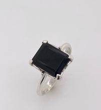 Load image into Gallery viewer, Sterling Silver and Gemstone Rhapsody Ring J483
