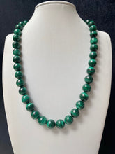 Load image into Gallery viewer, Sterling Silver Malachite Necklace.
