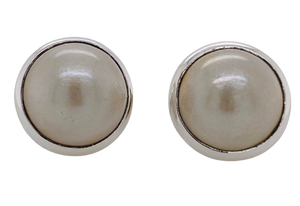 Sterling Silver Pearl Stud Earrings. GA-52