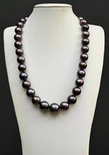 Load image into Gallery viewer, Dark Fresh Water Cultured Pearl Strand
