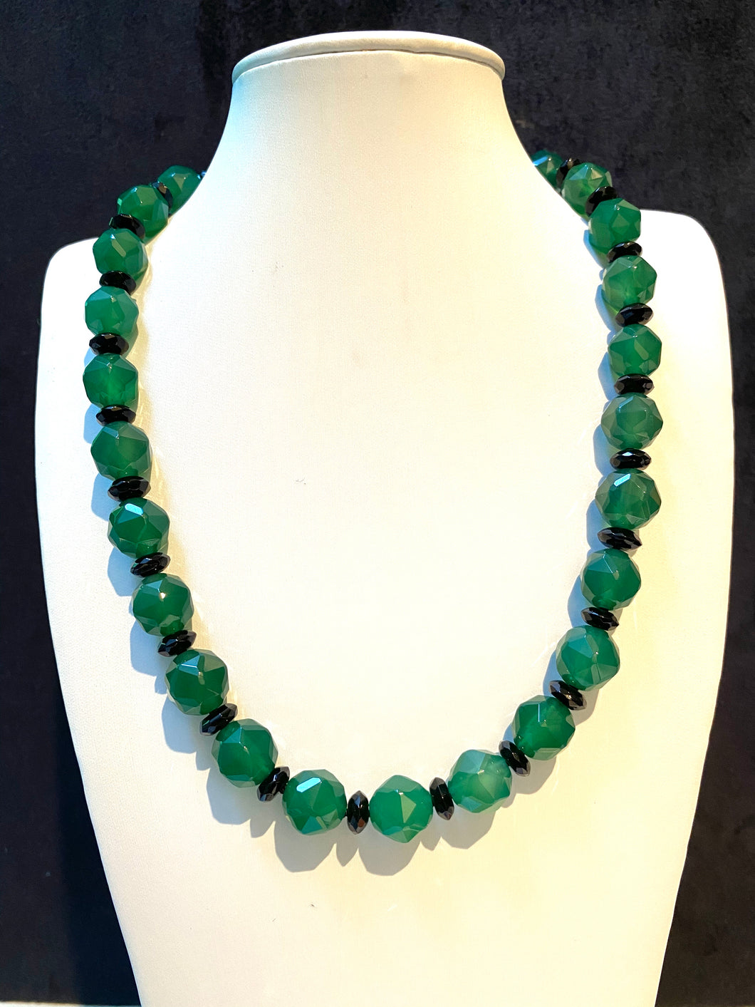 Sterling Silver green Agate and Onyx Necklace.