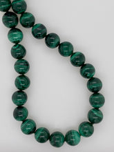 Load image into Gallery viewer, Sterling Silver Malachite Necklace.
